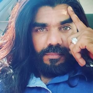 Meet your Posher, Wayne